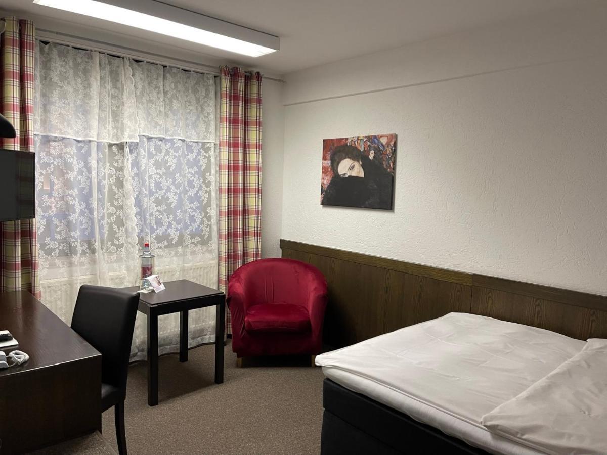 Hotel Brunnenhof باد نوهايم المظهر الخارجي الصورة